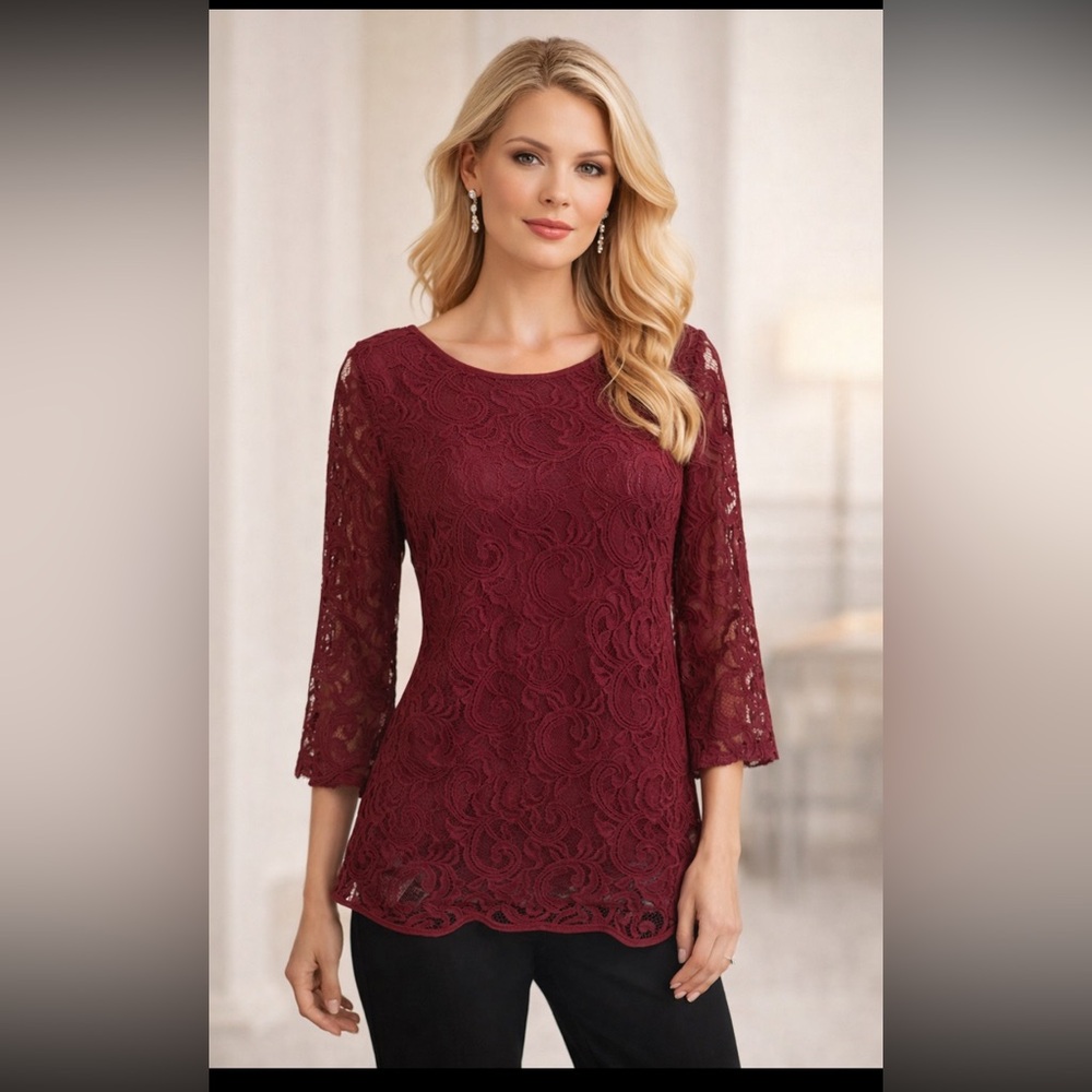 Adrianna Papell.  Size Small.  Ladies Top